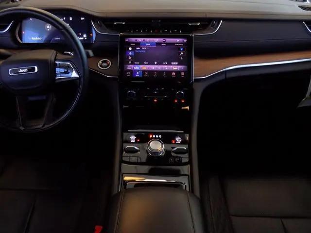 2025 Jeep Grand Cherokee L Summit 4x4