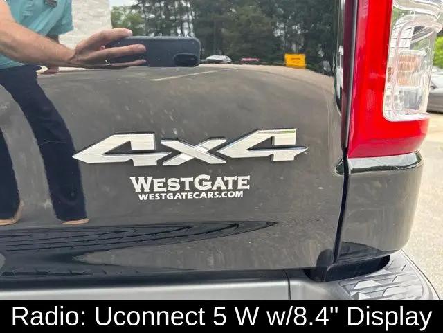 2022 Ram 1500 Big Horn Crew Cab 4x4 5'7" Box