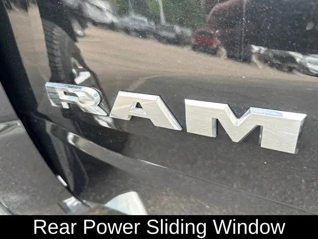 2022 Ram 1500 Big Horn Crew Cab 4x4 5'7" Box