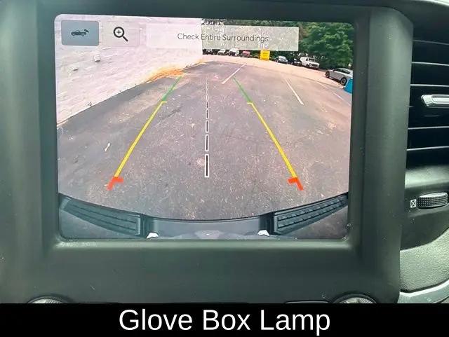 2022 Ram 1500 Big Horn Crew Cab 4x4 5'7" Box