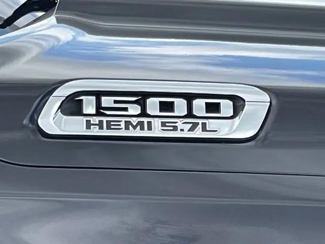 2020 Ram 1500 Laramie Crew Cab 4x4 5'7" Box