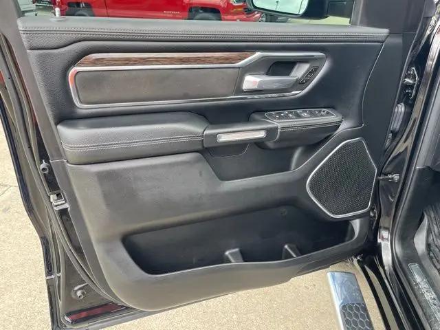 2020 Ram 1500 Laramie Crew Cab 4x4 5'7" Box
