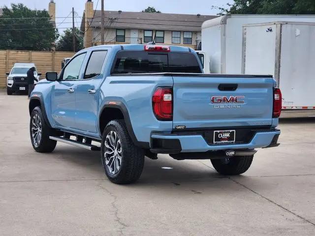 2025 GMC Canyon 4WD Denali