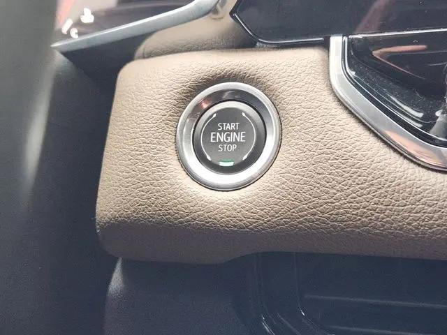 2025 GMC Canyon 4WD Denali