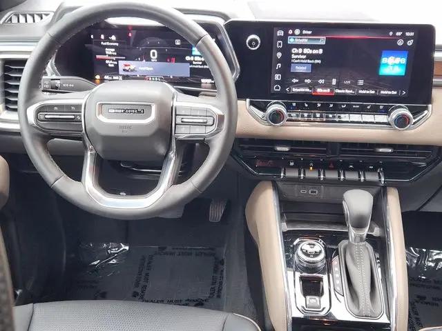 2025 GMC Canyon 4WD Denali