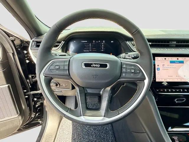 2026 Jeep Grand Cherokee 85th Anniversary Edition