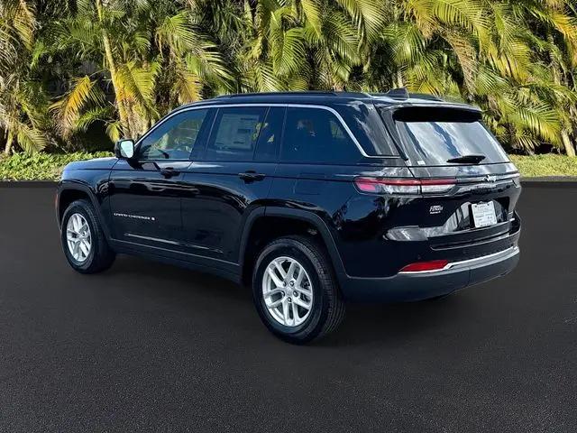 2026 Jeep Grand Cherokee Altitude 4x2