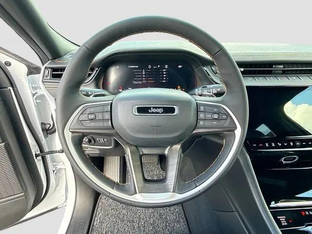 2026 Jeep Grand Cherokee 85th Anniversary Edition