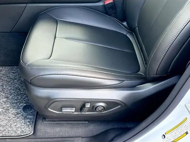2026 Jeep Grand Cherokee 85th Anniversary Edition
