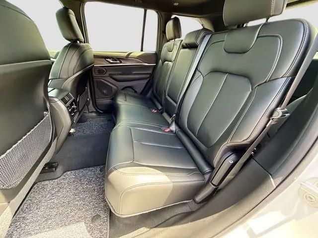 2026 Jeep Grand Cherokee 85th Anniversary Edition