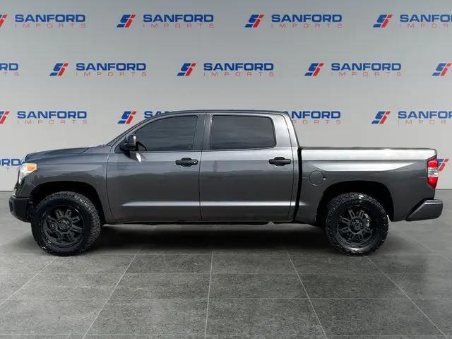2017 Toyota Tundra SR5 5.7L V8