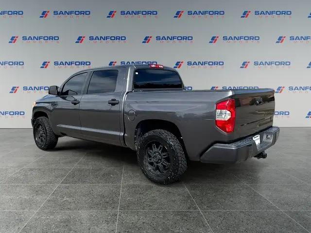 2017 Toyota Tundra SR5 5.7L V8