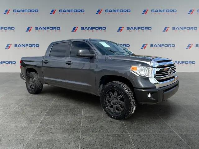 2017 Toyota Tundra SR5 5.7L V8