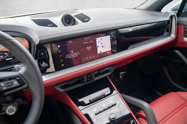 2026 Porsche Cayenne AWD