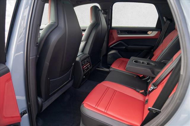2026 Porsche Cayenne AWD