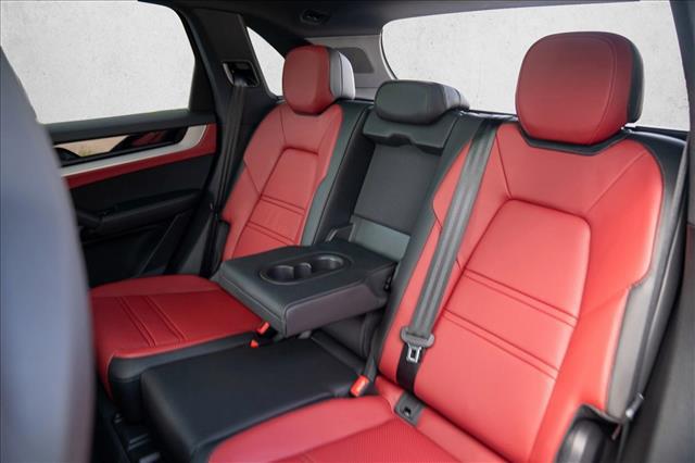 2026 Porsche Cayenne AWD