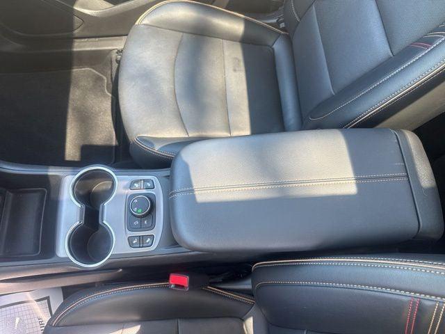 2023 GMC Terrain AWD AT4
