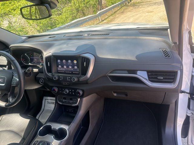 2023 GMC Terrain AWD AT4