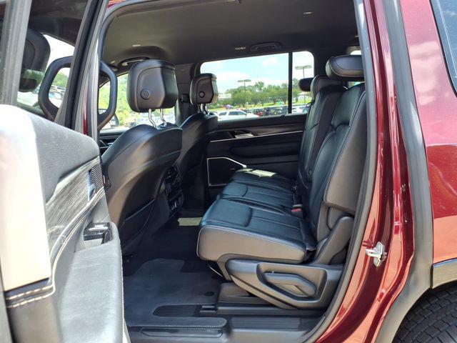2024 Jeep Wagoneer Series II 4x2