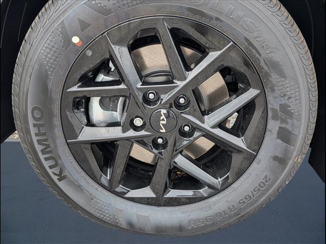 2026 Kia K5 LXS FWD