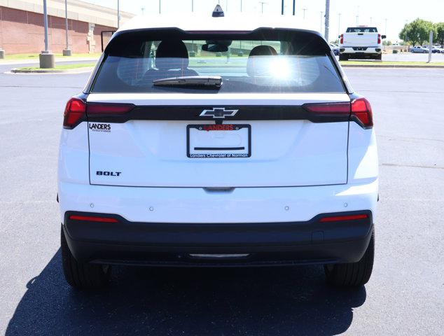 2027 Chevrolet Bolt LT FWD