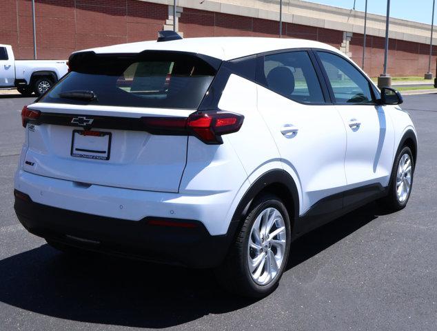 2027 Chevrolet Bolt LT FWD