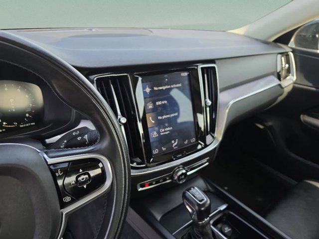 2020 Volvo S60 T5 Momentum