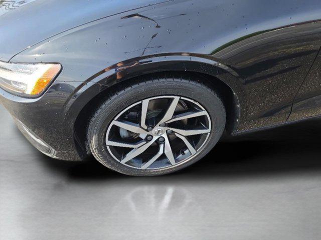 2020 Volvo S60 T5 Momentum