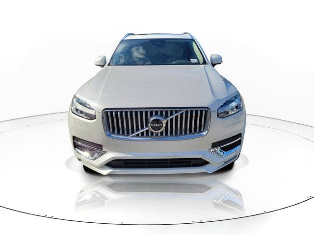 2025 Volvo XC90 B6 Plus 7-Seater