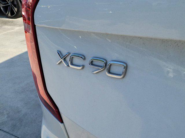 2025 Volvo XC90 B6 Plus 7-Seater