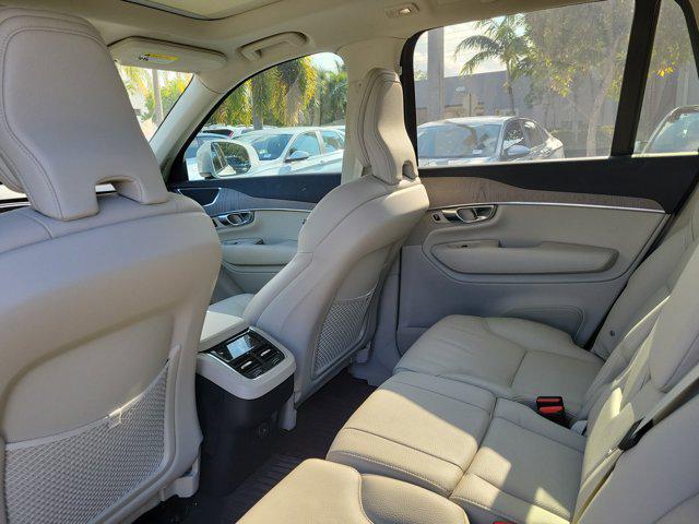 2025 Volvo XC90 B6 Plus 7-Seater
