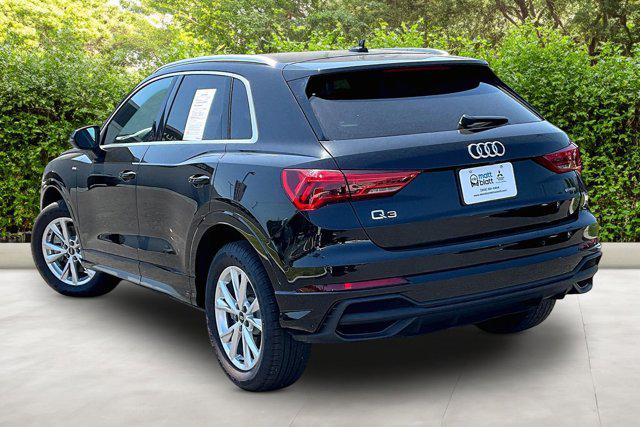 2025 Audi Q3 Premium 45 TFSI S line quattro Tiptronic