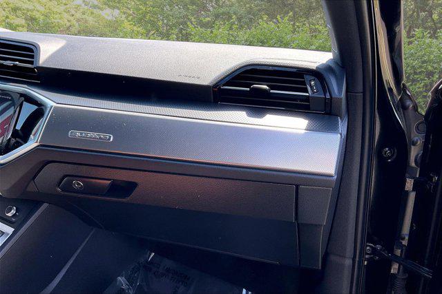2025 Audi Q3 Premium 45 TFSI S line quattro Tiptronic