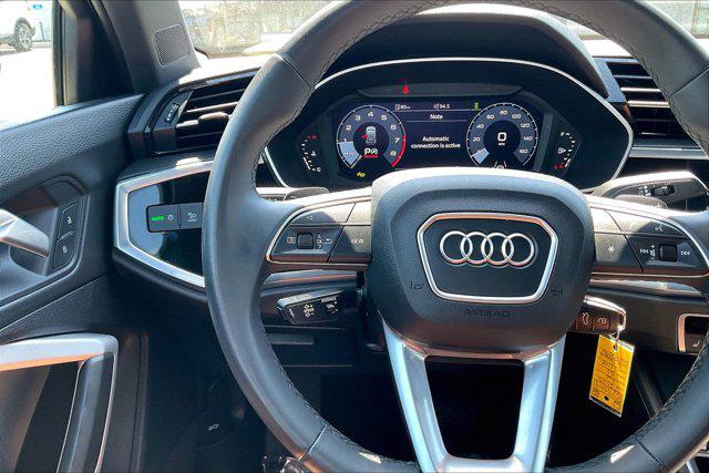2025 Audi Q3 Premium 45 TFSI S line quattro Tiptronic