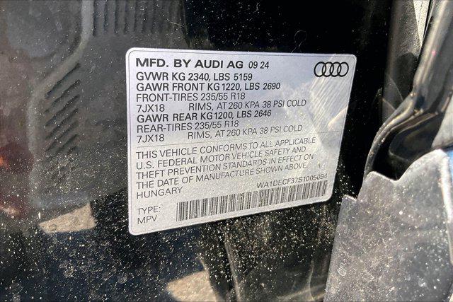 2025 Audi Q3 Premium 45 TFSI S line quattro Tiptronic