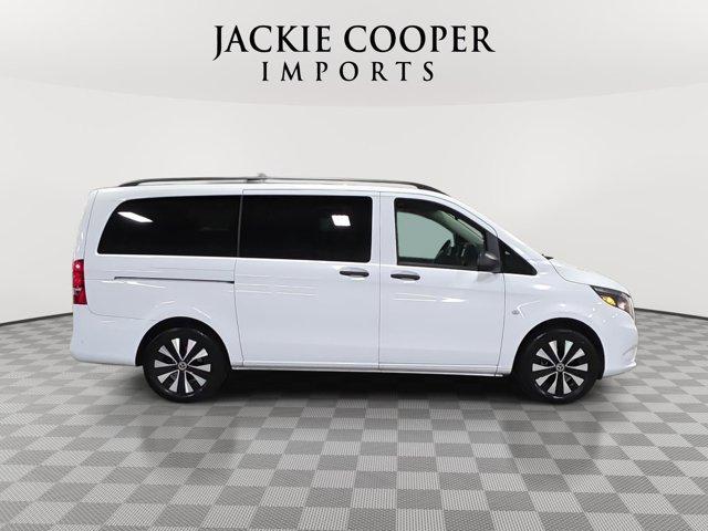 2023 Mercedes-Benz Metris Passenger