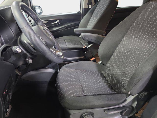 2023 Mercedes-Benz Metris Passenger