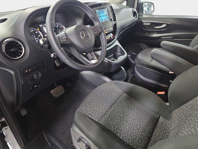 2023 Mercedes-Benz Metris Passenger