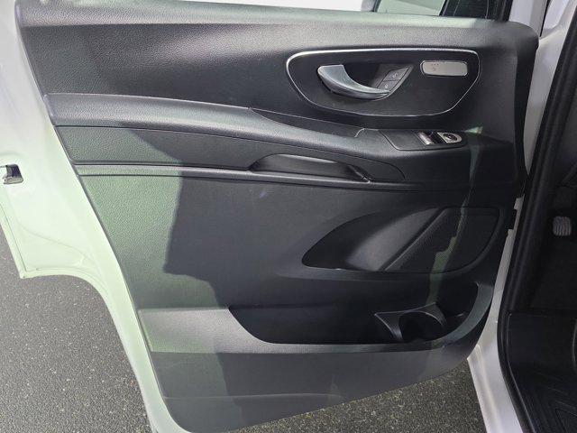 2023 Mercedes-Benz Metris Passenger