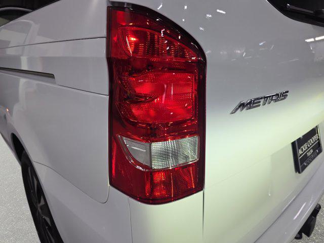 2023 Mercedes-Benz Metris Passenger