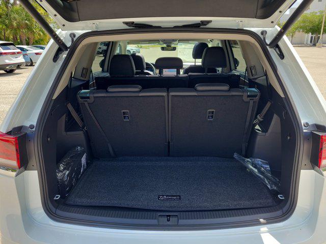 2026 Volkswagen Atlas SE with Technology