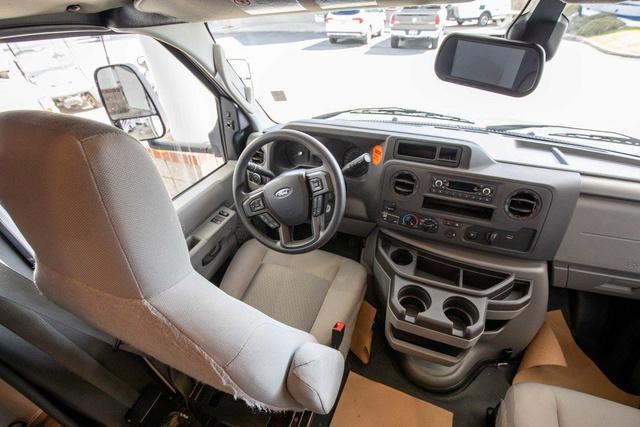 2024 Ford E-450 Cutaway Unknown