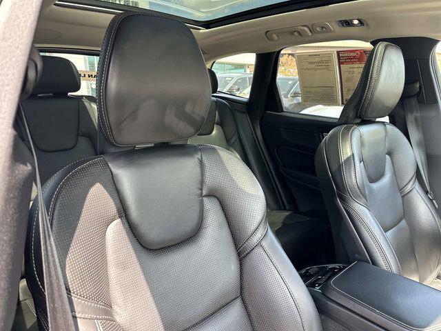 2021 Volvo XC60 Inscription - Photo 13