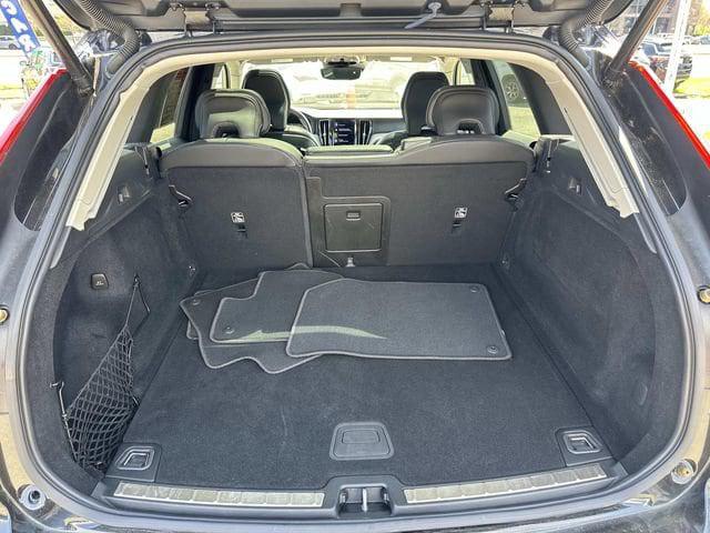 2021 Volvo XC60 Inscription - Photo 17