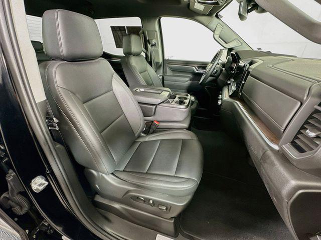 2026 GMC Sierra 1500 Crew Cab, Short Bed, SLT, 4WD