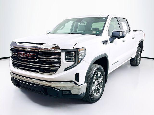 2026 GMC Sierra 1500 Crew Cab, Short Bed, SLT, 4WD