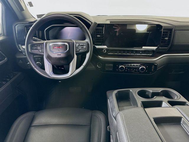 2026 GMC Sierra 1500 Crew Cab, Short Bed, SLT, 4WD
