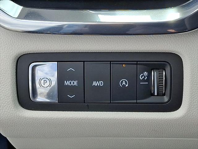 2026 GMC Acadia Denali AWD