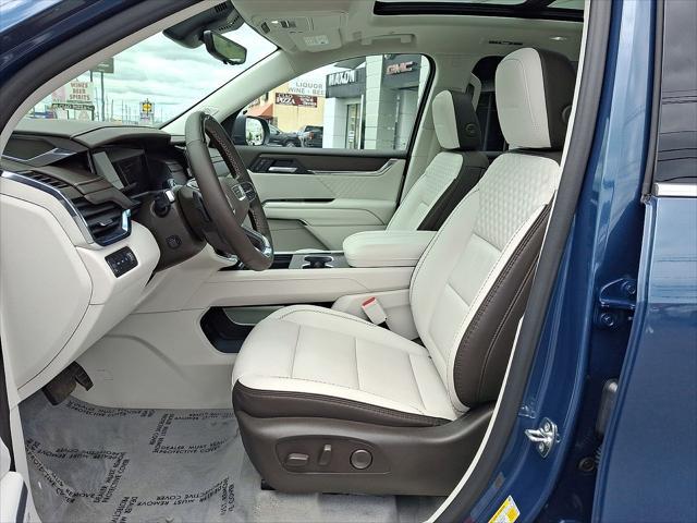 2026 GMC Acadia Denali AWD
