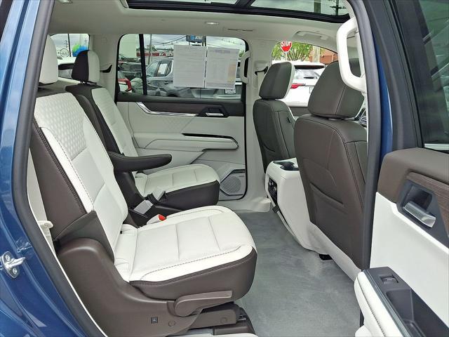 2026 GMC Acadia Denali AWD